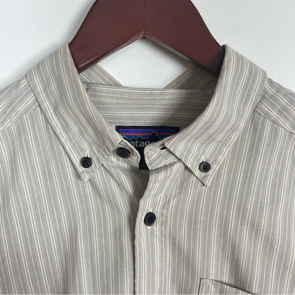 Patagonia Button Down Striped Long Sleeve Shirt Size S - Picture 3 of 13